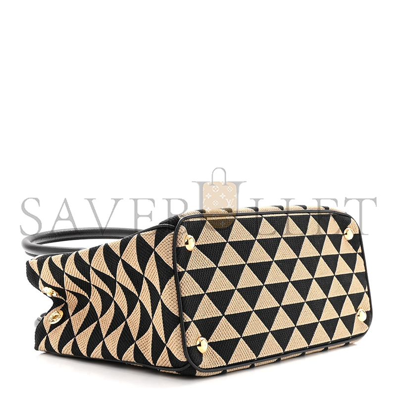 Pra*a beige small symbole embroidered fabric bag 1ba863 (28*19.5*12cm)